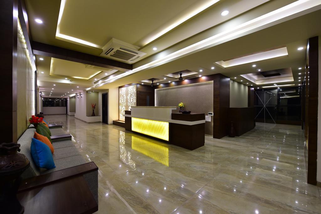 Hotel Opulence Nadiād 외부 사진