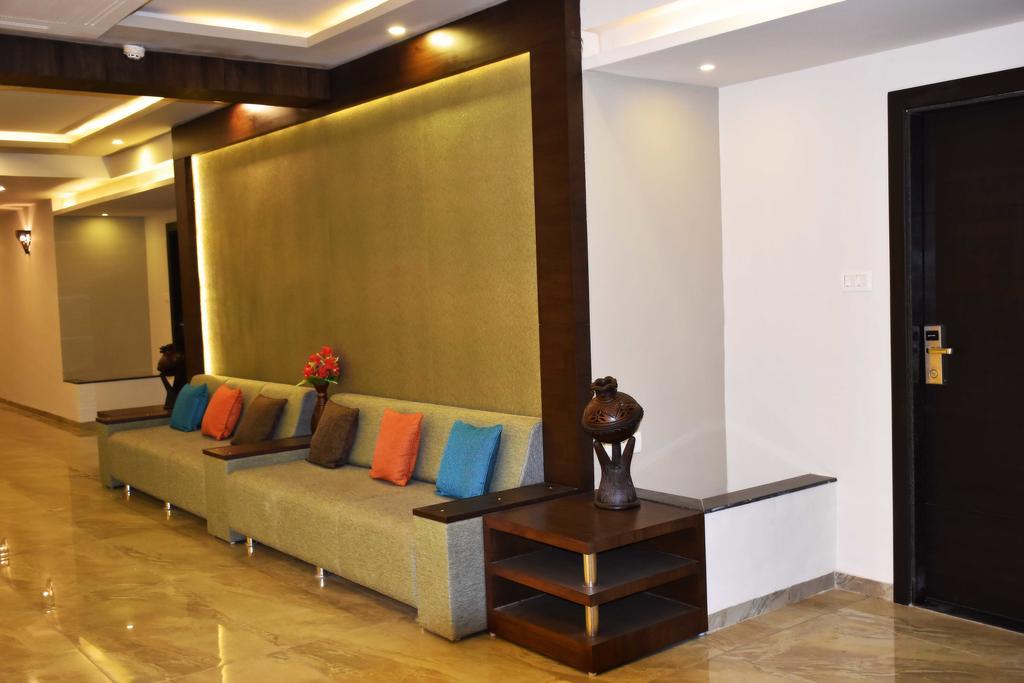 Hotel Opulence Nadiād 외부 사진